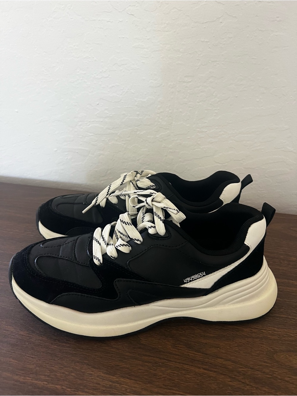Steve Madden Black and White‎ Chunky Athletic Sneakers